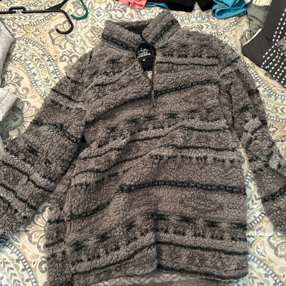 Medium grizzly sherpa